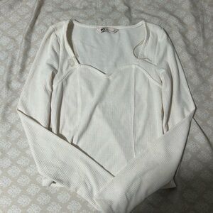 Women's Cream Long Sleeve Sweetheart Neckline Top
